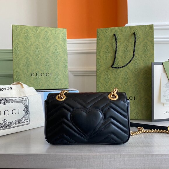 GUCCI GG Marmont Matelassé Mini Bag - Picture 2 of 9